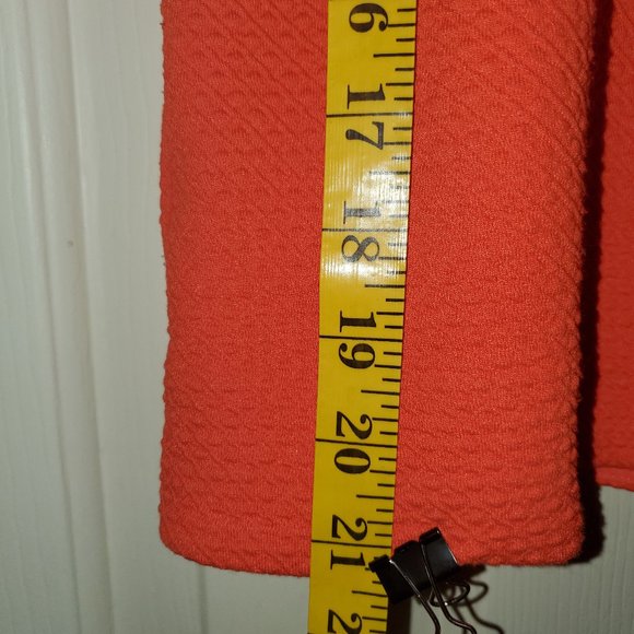 Ann Tayor skirt and top - Picture 4 of 8